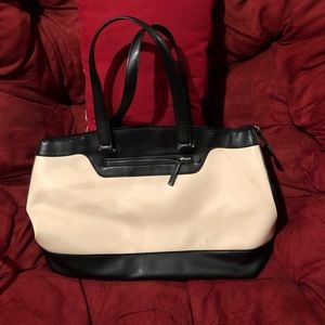Mossimo Creme and Black Purse